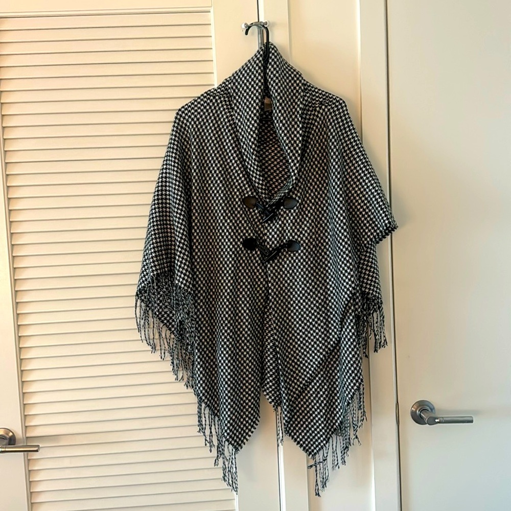 Cozy Fringe Poncho